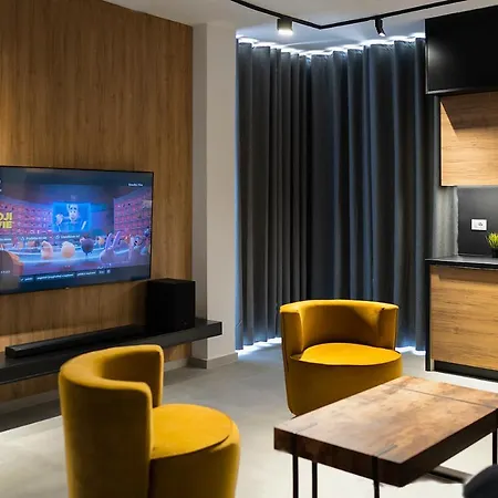 Santa Quaranta 1 Apartment *