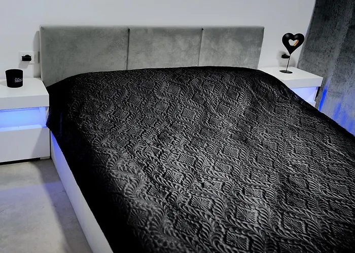 Santa Quaranta 1 Sarandë